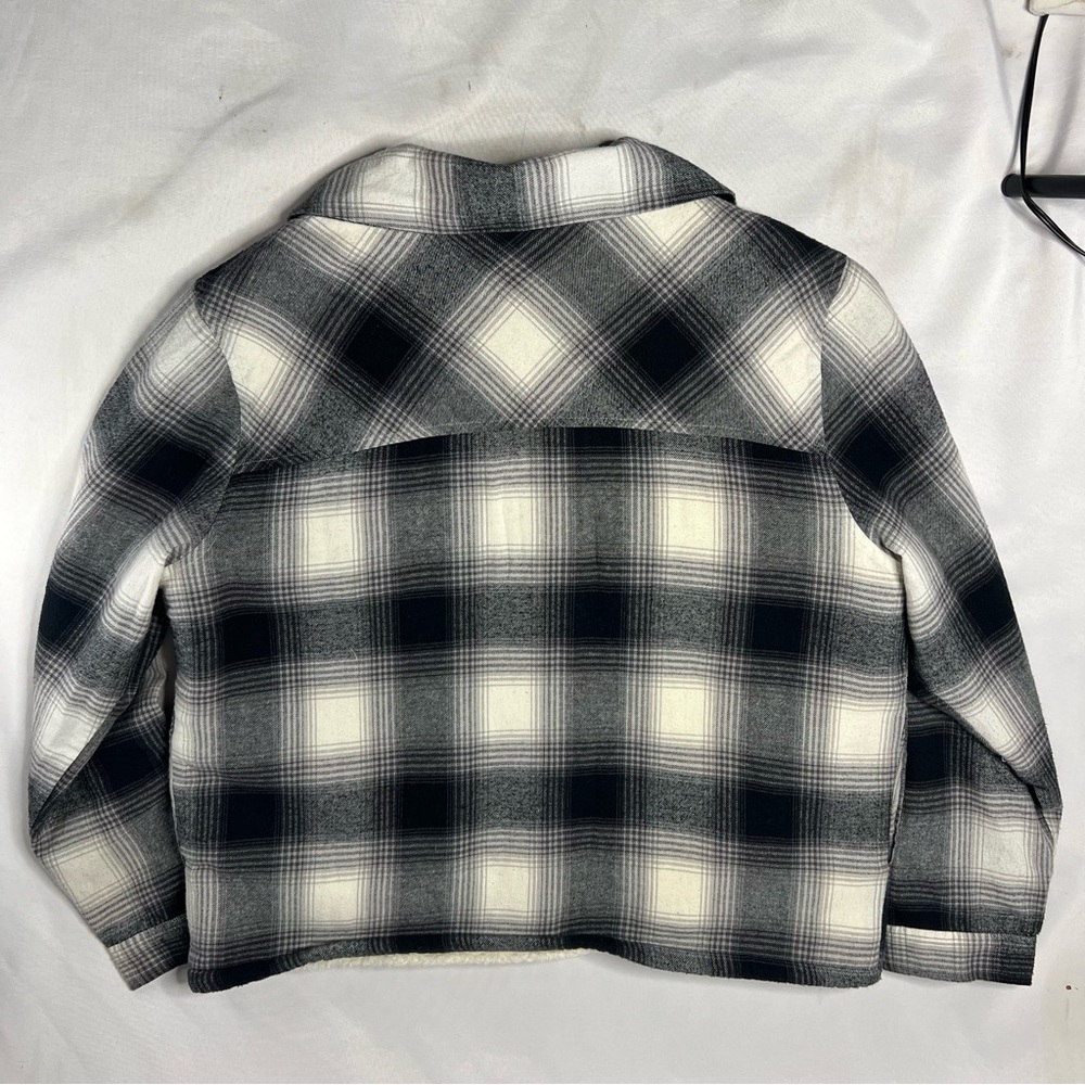 Lucky Brand Fleece Lined Black and White Plaid Shacket Shirt Crop Length Size L - Picture 3 of 8
